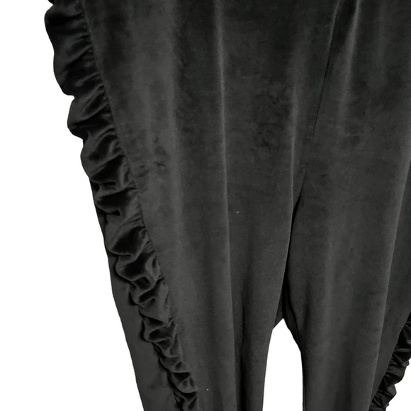 Torrid Full Length Signature Waist Ruched Velour Side Legging - Picture 5 of 9